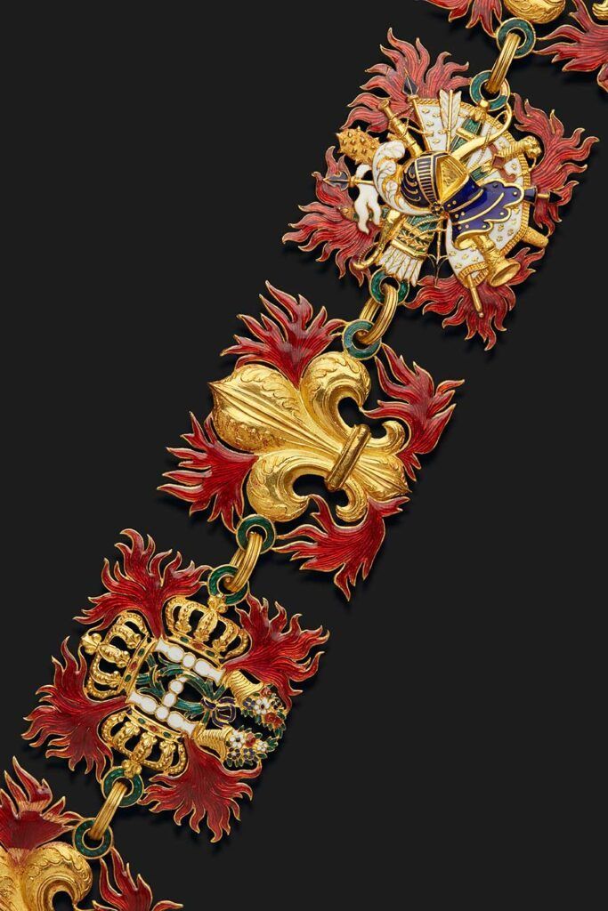 détail maillon collier