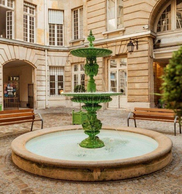 Photo cour Framboisier_fontaine